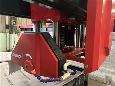 四導(dǎo)柱&滾珠絲桿升降